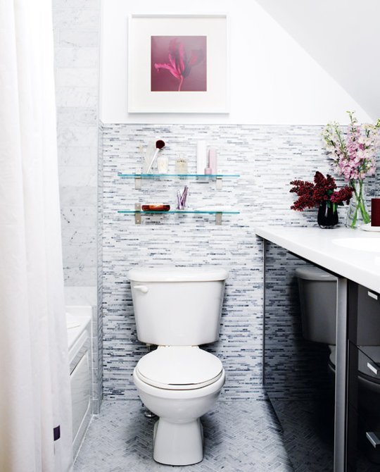 Solutions For Extra Small Bathrooms