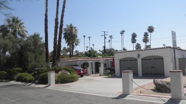 : Celebrity Homes On Camera South Manzanita Avenue Palm Springs Home