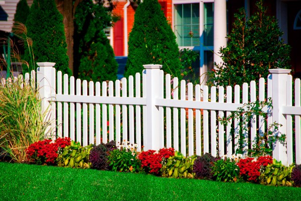 : Country_Picket_wood_fence